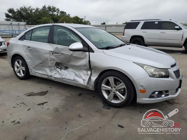 1G1PE5SB1E7427416 2014 CHEVROLET CRUZE photo no. 4