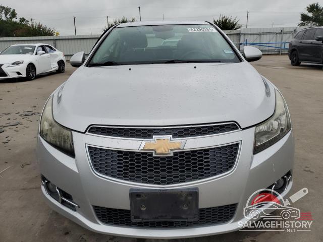 1G1PE5SB1E7427416 2014 CHEVROLET CRUZE photo no. 5