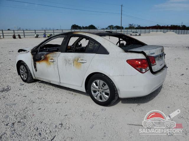 1G1PA5SH7F7196782 2015 CHEVROLET CRUZE photo no. 2