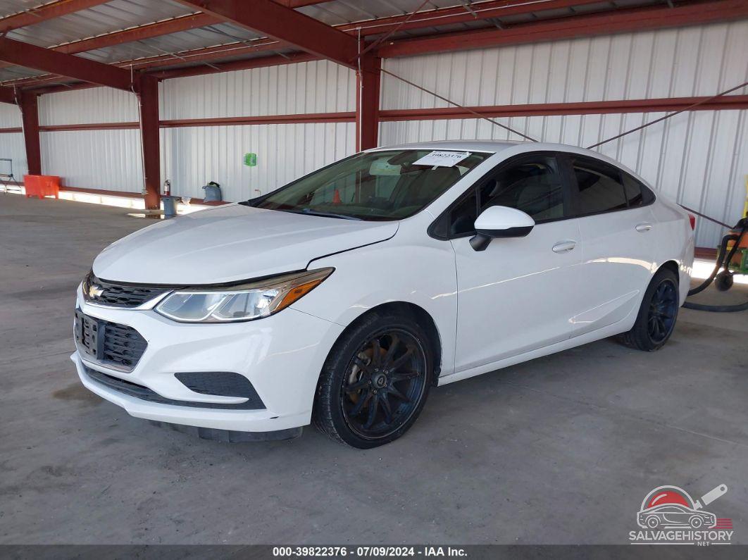 1G1BC5SM7H7188671 2017 CHEVROLET CRUZE photo no. 2