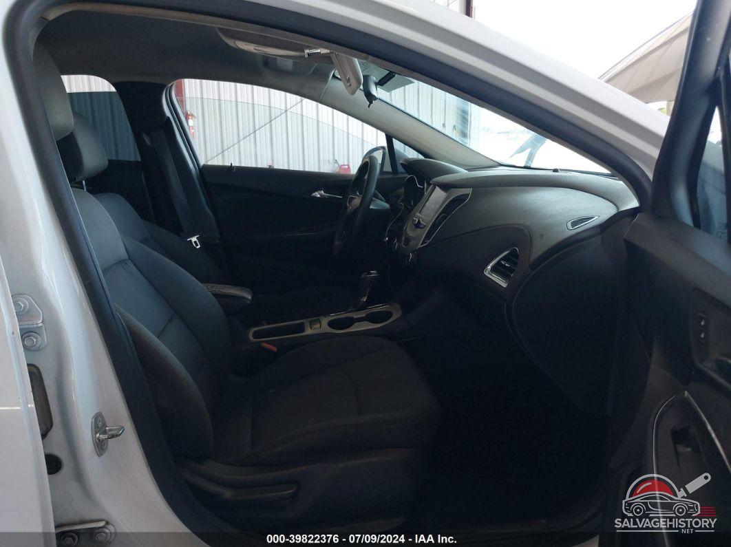 1G1BC5SM7H7188671 2017 CHEVROLET CRUZE photo no. 5