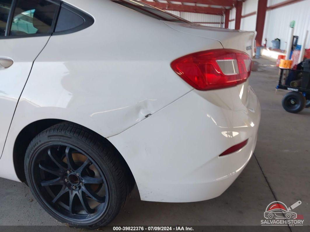 1G1BC5SM7H7188671 2017 CHEVROLET CRUZE photo no. 6