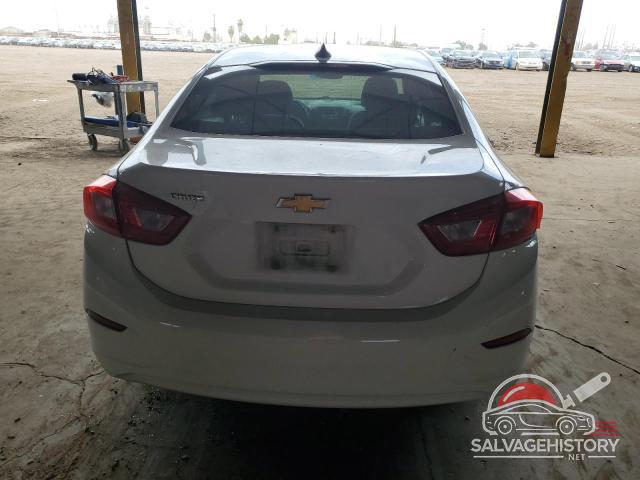 1G1BC5SM0J7150754 2018 CHEVROLET CRUZE photo no. 6