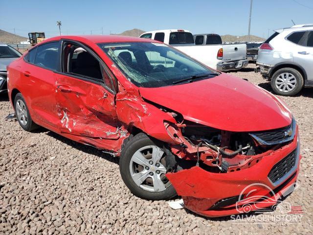1G1BC5SM2J7110823 2018 CHEVROLET CRUZE photo no. 4