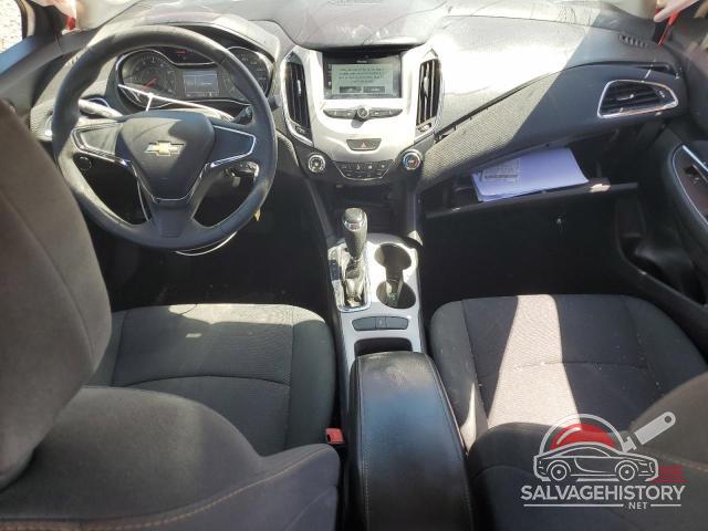 1G1BC5SM2J7110823 2018 CHEVROLET CRUZE photo no. 8