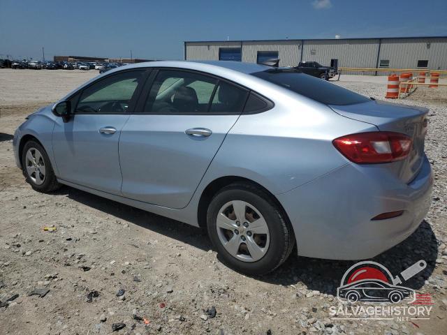 1G1BC5SM2J7221095 2018 CHEVROLET CRUZE photo no. 2