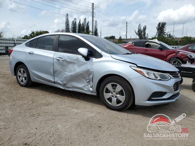 1G1BC5SM3J7170559 2018 CHEVROLET CRUZE photo no. 4