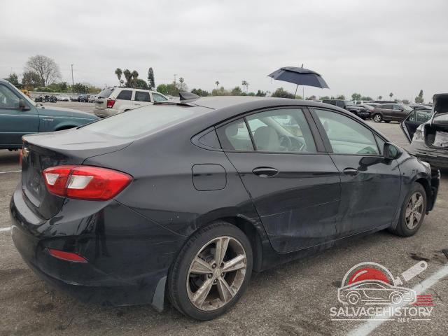 1G1BC5SM3J7227410 2018 CHEVROLET CRUZE photo no. 3