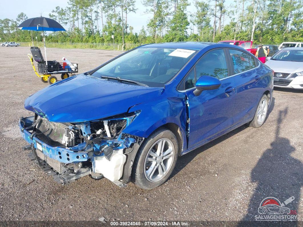 1G1BE5SM3J7138043 2018 CHEVROLET CRUZE photo no. 2