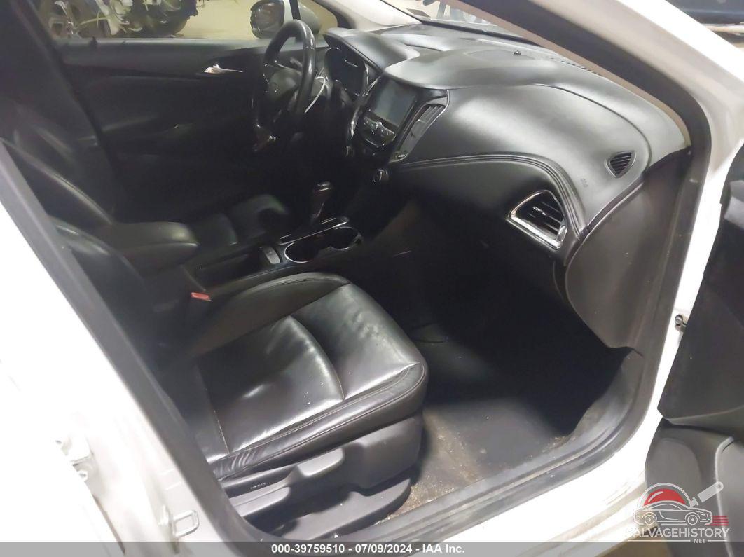 3G1BF6SM3JS601626 2018 CHEVROLET CRUZE photo no. 5