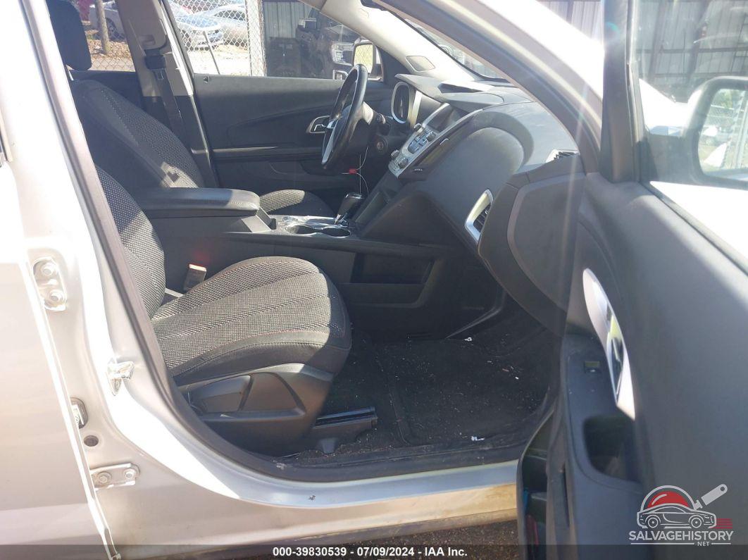 2GNALCEK2H6260675 2017 CHEVROLET EQUINOX photo no. 5