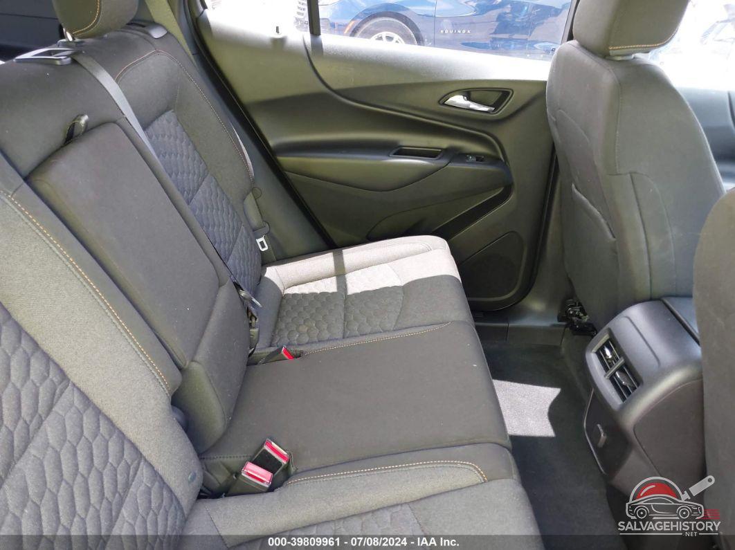 2GNAXSEV4J6327887 2018 CHEVROLET EQUINOX photo no. 8