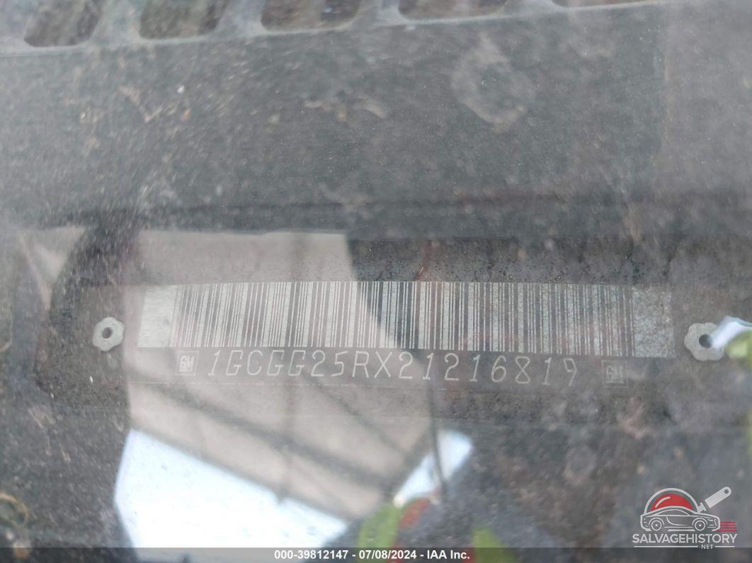1GCGG25RX21216819 2002 CHEVROLET EXPRESS photo no. 9