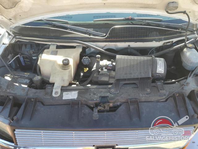 1GBFG15TX31234387 2003 CHEVROLET EXPRESS photo no. 12