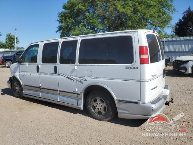 1GBFG15TX31234387 2003 CHEVROLET EXPRESS photo no. 2