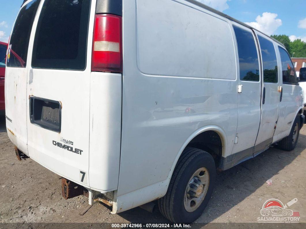 1GCGG25VX41170103 2004 CHEVROLET EXPRESS photo no. 4