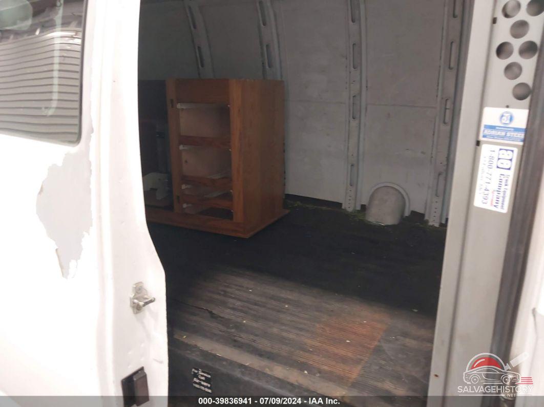 1GCGG25VX71212063 2007 CHEVROLET EXPRESS photo no. 8