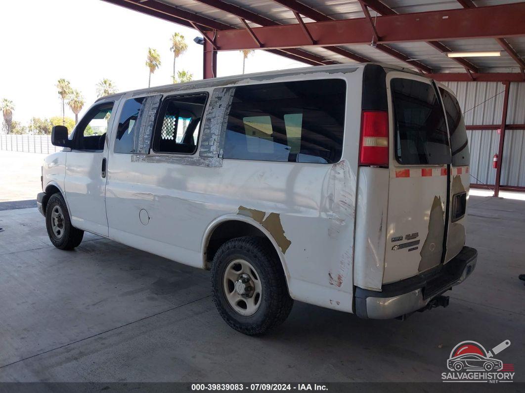 1GBFG154X81186129 2008 CHEVROLET EXPRESS photo no. 3