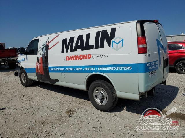 1GCZGHFG6G1161995 2016 CHEVROLET EXPRESS photo no. 2