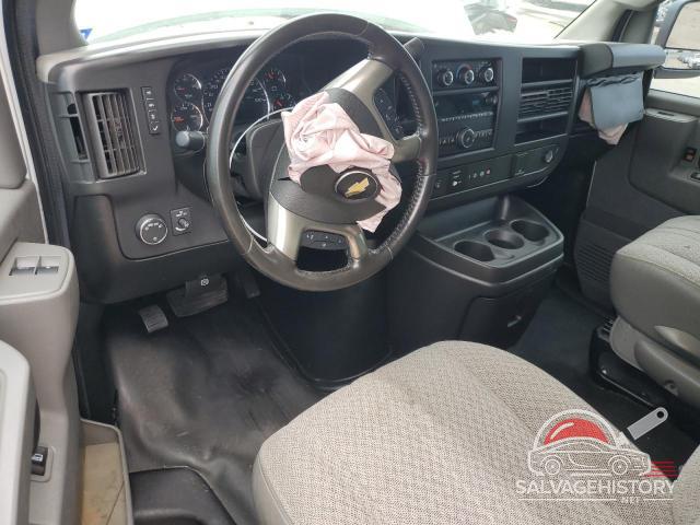 1GCWGAFG7J1339317 2018 CHEVROLET EXPRESS photo no. 8
