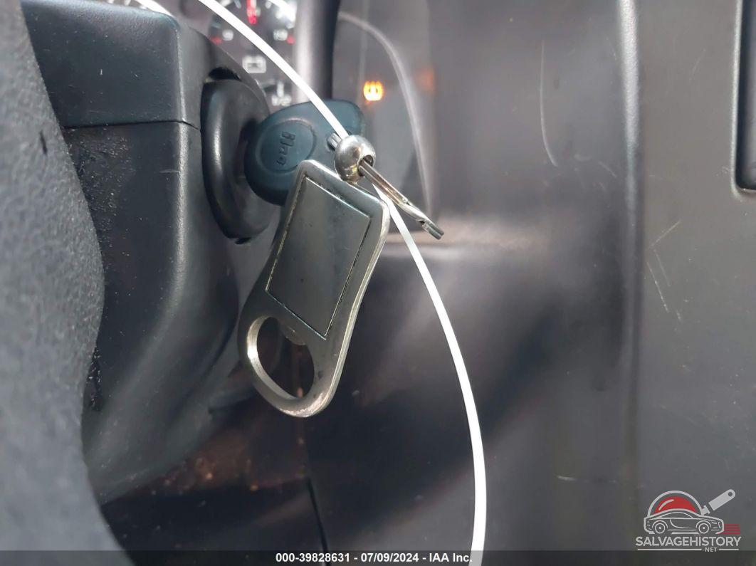 1GCZGUCG1C1105051 2012 CHEVROLET EXPRESS G3500 photo no. 11
