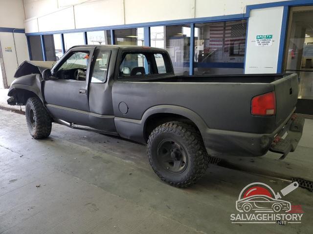 1GCCS19X4V8209229 1997 CHEVROLET S10 photo no. 2