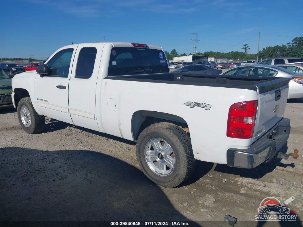 1GCRKSE34BZ270332 2011 CHEVROLET SILVERADO 1500 photo no. 3