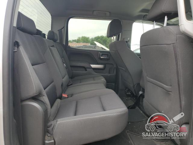 3GCUKREC7JG460644 2018 CHEVROLET SILVERADO photo no. 10