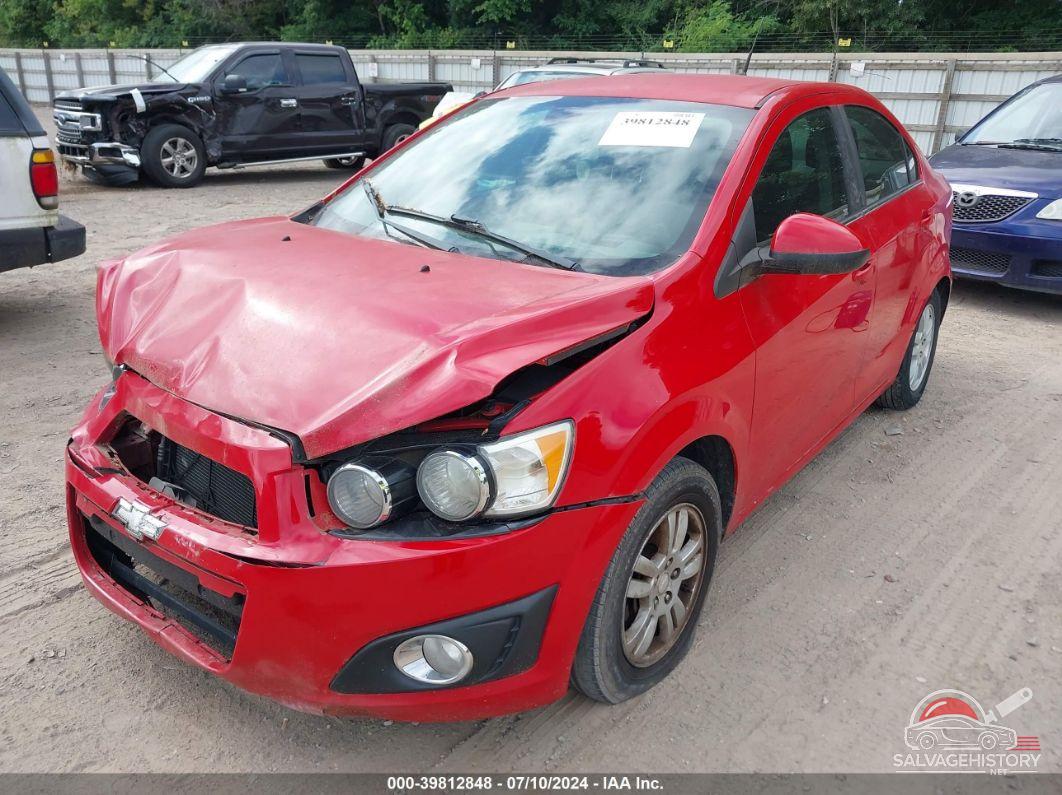 1G1JC5SH6D4232380 2013 CHEVROLET SONIC photo no. 2