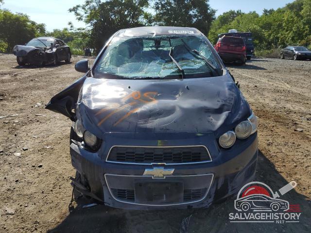 1G1JA5SG9F4130443 2015 CHEVROLET SONIC photo no. 5