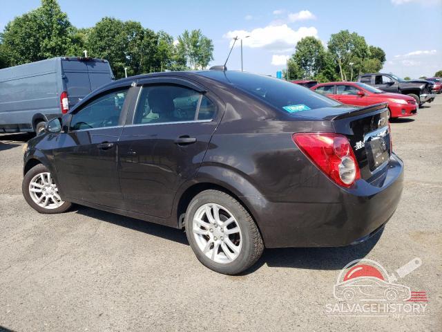 1G1JC5SG6F4132340 2015 CHEVROLET SONIC photo no. 2
