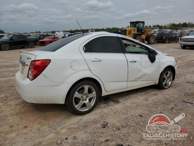 1G1JE5SB8F4180307 2015 CHEVROLET SONIC photo no. 3