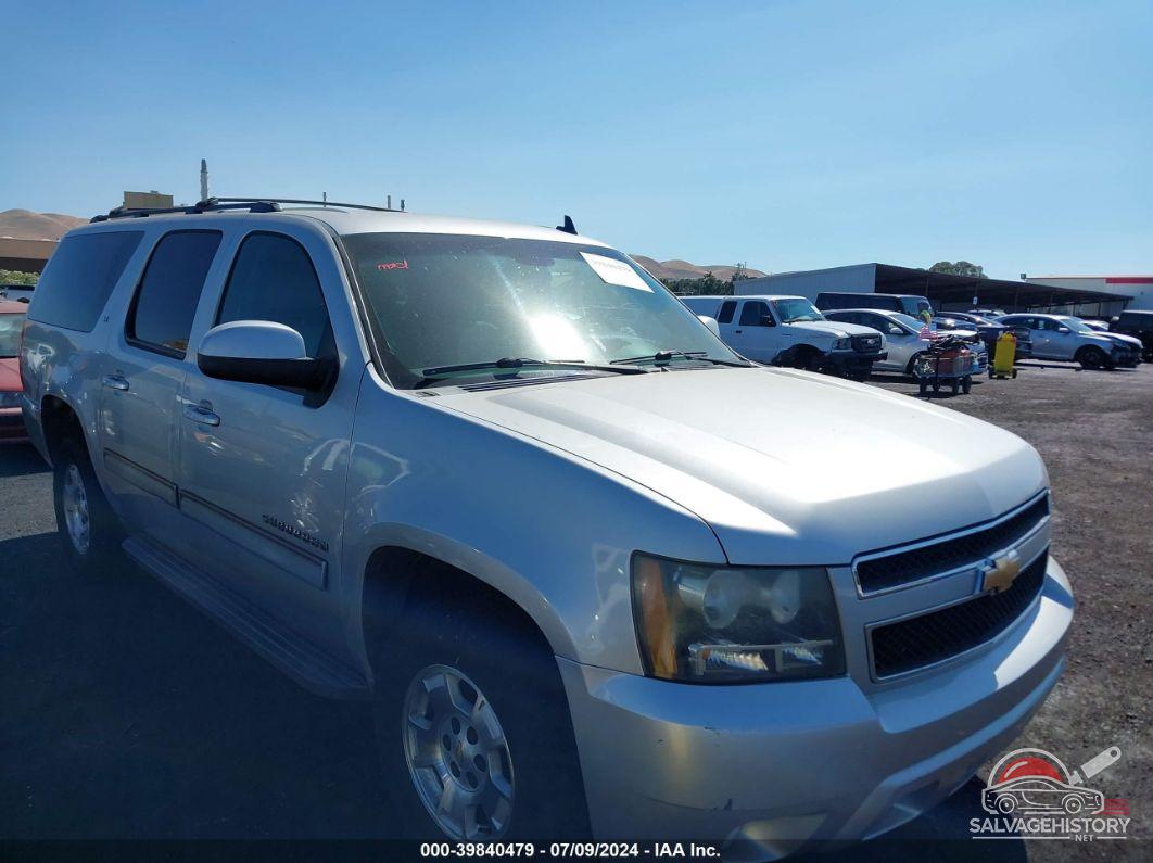 1GNUKJE33AR163492 2010 CHEVROLET SUBURBAN 1500 photo no. 4