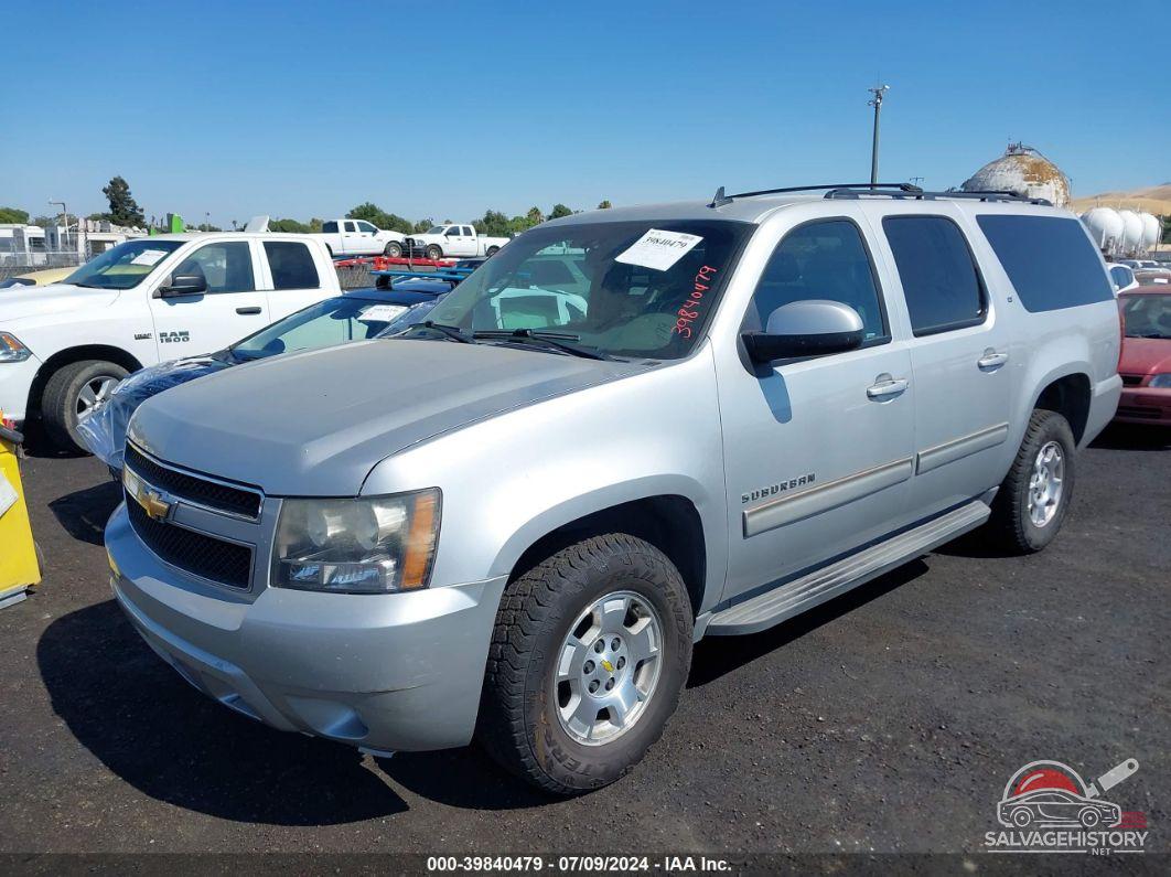 1GNUKJE33AR163492 2010 CHEVROLET SUBURBAN 1500 photo no. 2