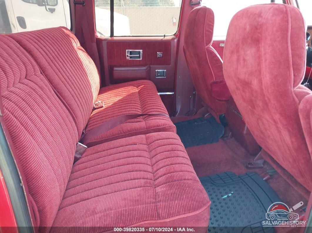 1GNGR26N3MF119755 1991 CHEVROLET SUBURBAN photo no. 8