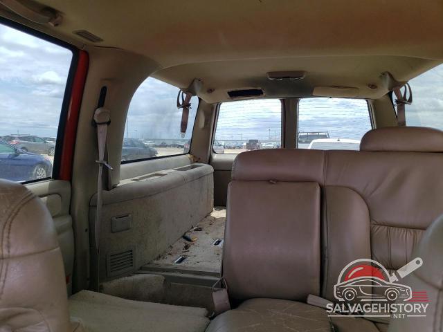 3GNEC16R5XG173826 1999 CHEVROLET SUBURBAN photo no. 10