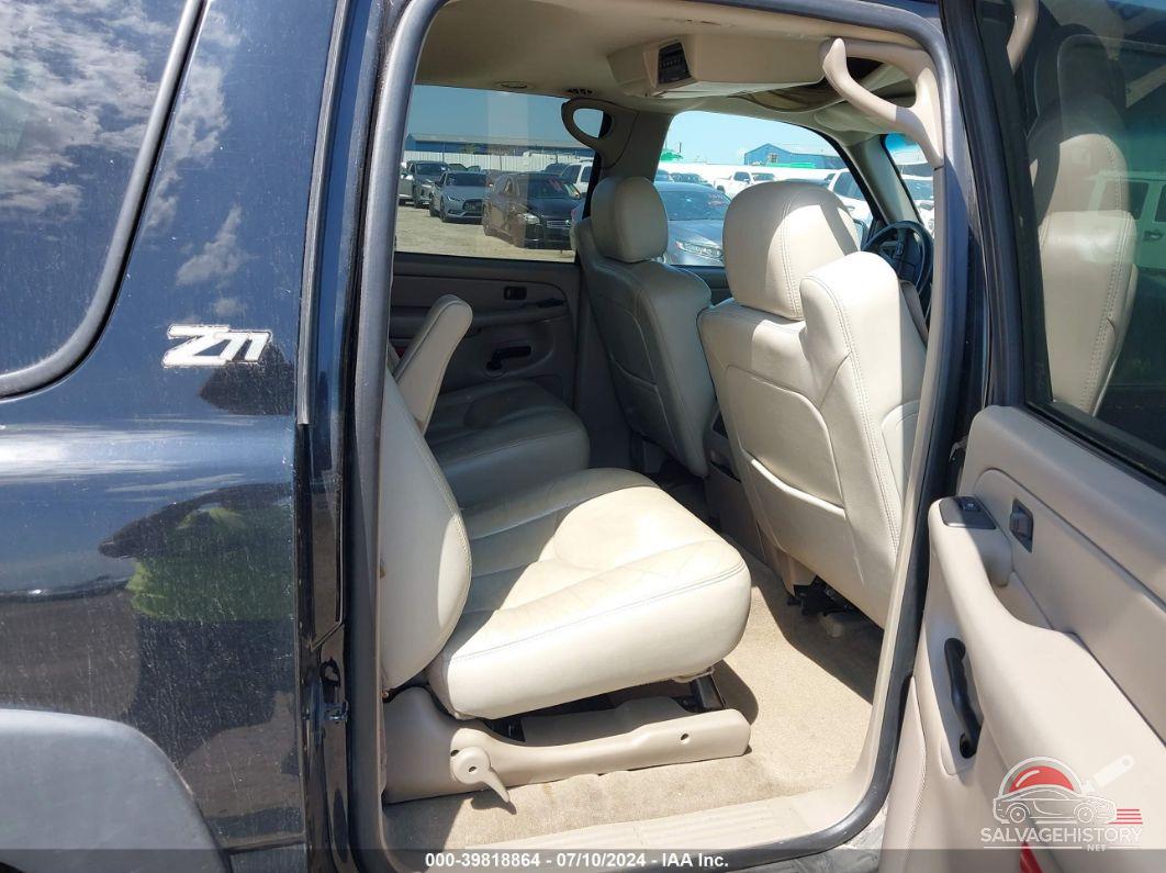 3GNFK16Z64G132866 2004 CHEVROLET SUBURBAN photo no. 8