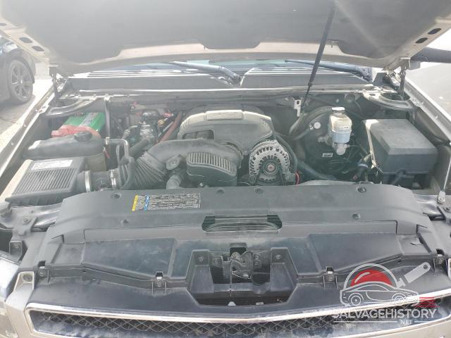 3GNFK163X8G273313 2008 CHEVROLET SUBURBAN photo no. 12