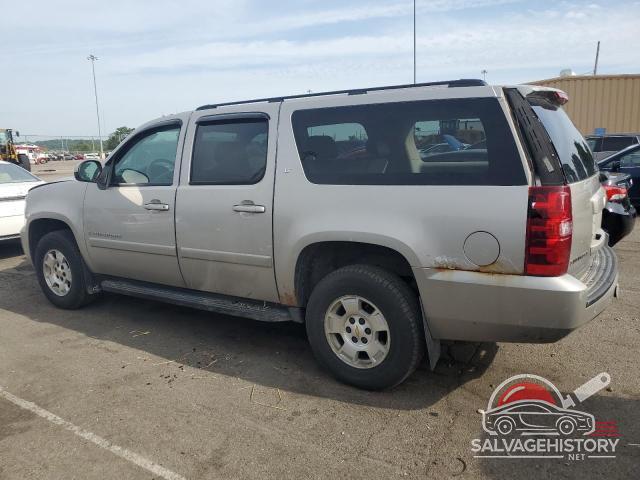 3GNFK163X8G273313 2008 CHEVROLET SUBURBAN photo no. 2