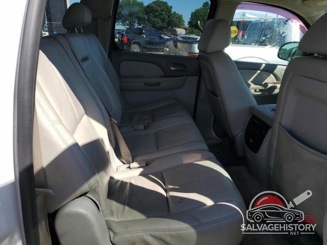1GNFC26079R271674 2009 CHEVROLET SUBURBAN photo no. 11