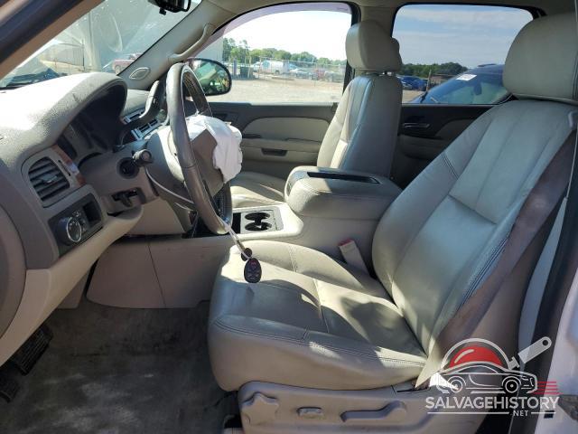 1GNFC26079R271674 2009 CHEVROLET SUBURBAN photo no. 7
