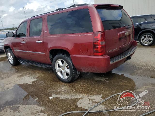 1GNUCKE04AR174610 2010 CHEVROLET SUBURBAN photo no. 2
