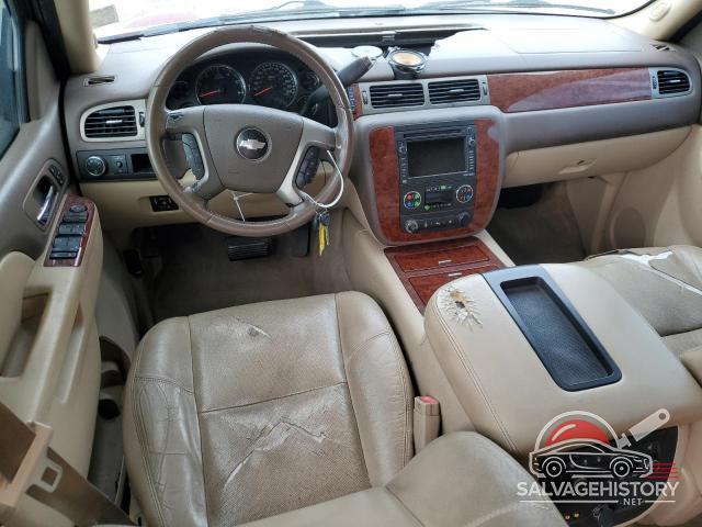 1GNUCKE04AR174610 2010 CHEVROLET SUBURBAN photo no. 8