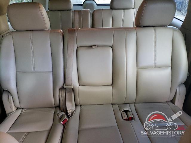 1GNSCHE01BR175502 2011 CHEVROLET SUBURBAN photo no. 10