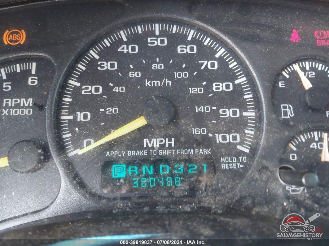 1GNEK13T7YJ105515 2000 CHEVROLET TAHOE photo no. 7