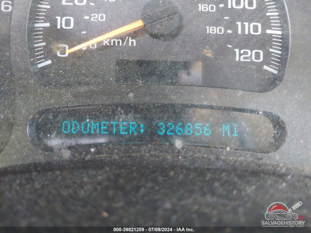 1GNEK13Z33R127218 2003 CHEVROLET TAHOE photo no. 7