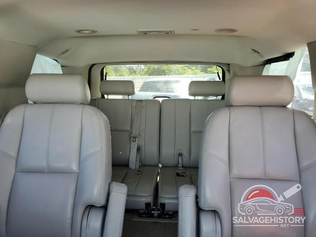 1GNUKBE05AR155891 2010 CHEVROLET TAHOE photo no. 10