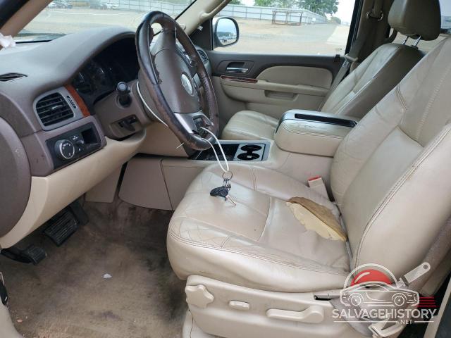 1GNSCBE03BR273055 2011 CHEVROLET TAHOE photo no. 7