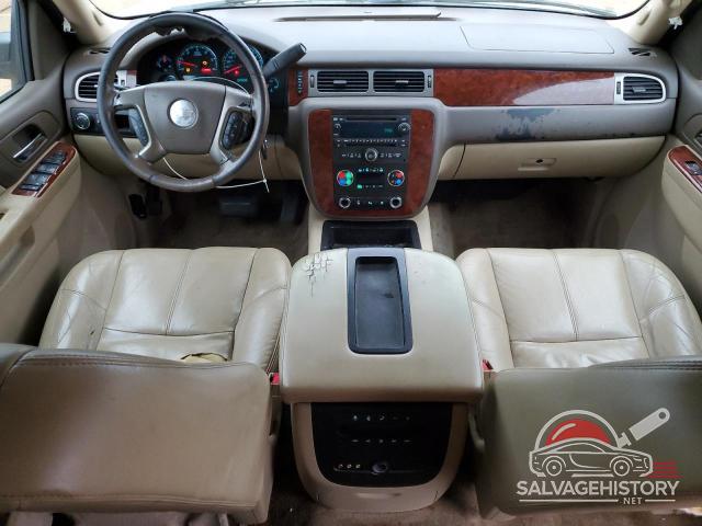 1GNSCBE03BR273055 2011 CHEVROLET TAHOE photo no. 8