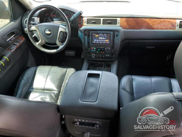1GNSKBE04BR223333 2011 CHEVROLET TAHOE photo no. 8